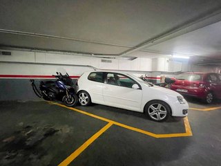 Garaje en venta en Centre - Cordelles en Cerdanyola del Vallès