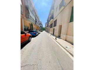 Garaje en venta en Centre - Cordelles en Cerdanyola del Vallès
