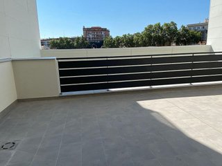 Dúplex en alquiler en Centre en Badalona