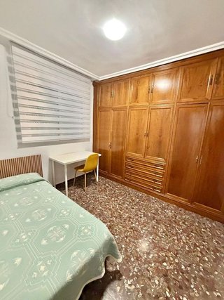 Piso en alquiler en Hospital en Jaén