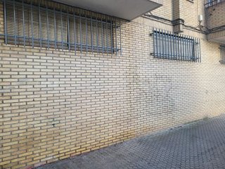 Local comercial en alquiler en Pedro Salvador - Las Palmeritas en Sevilla