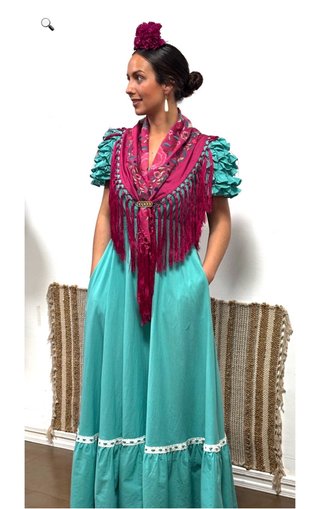 Bata Flamenca Talla L con Etiqueta.