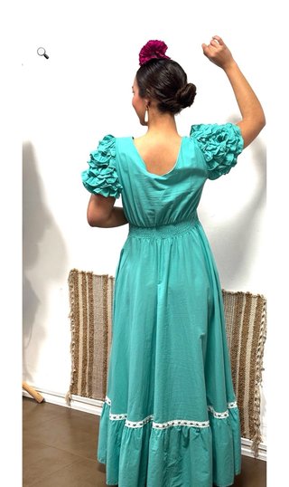 Bata Flamenca Talla L con Etiqueta.