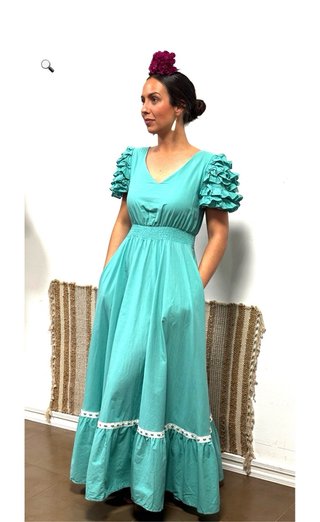 Bata Flamenca Talla L con Etiqueta.