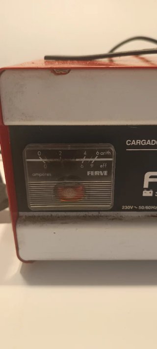 CARGADOR BATERÍA COCHE F-805 FERVE
