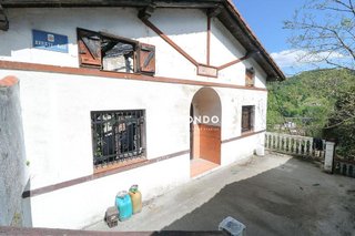 Chalet en venta en Eibar