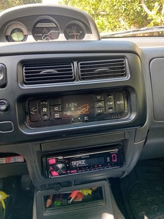 Mitsubishi L 200 2002