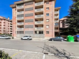 Piso en venta en Palacio de Hielo en Jaca