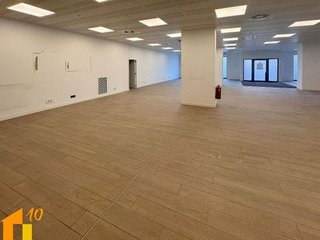 Local comercial en venta en Gamonal en Burgos