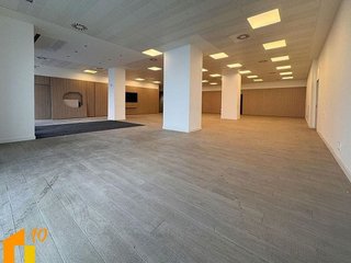 Local comercial en venta en Gamonal en Burgos