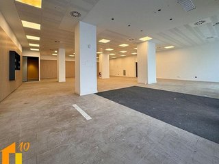 Local comercial en venta en Gamonal en Burgos