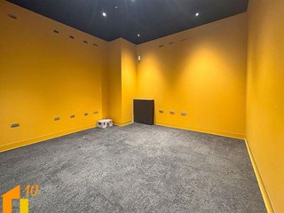 Local comercial en venta en Gamonal en Burgos