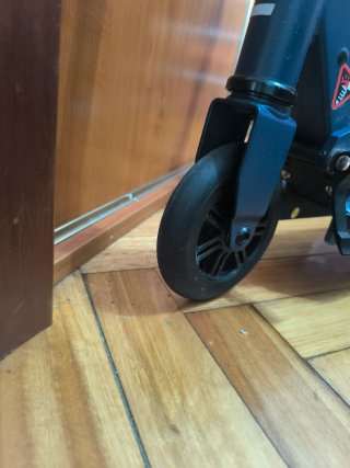 2 Patinetes infantiles