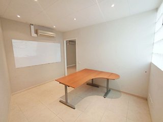 Local comercial en alquiler en Segle XX en Terrassa