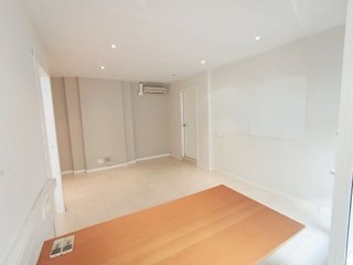 Local comercial en alquiler en Segle XX en Terrassa
