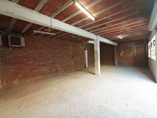 Local comercial en alquiler en Segle XX en Terrassa