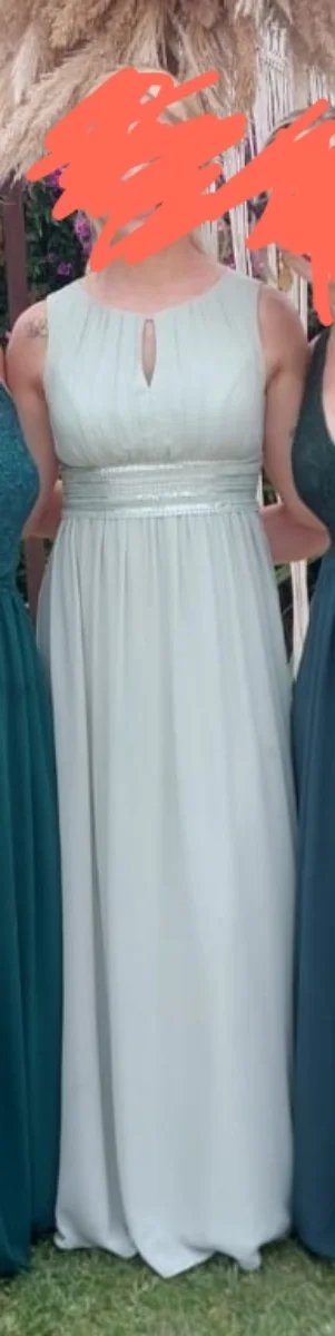Vestido de fiesta verde claro talla 36