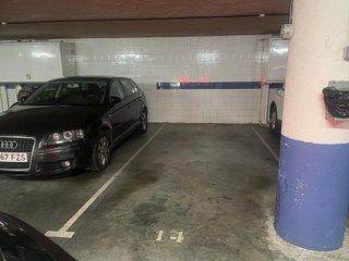 Garaje en alquiler en Cimadevilla en Gijón