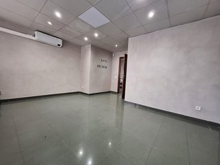 Local comercial en alquiler en Centre - Eixample – Can Llobet – Can Serra en Barbera del Vallès