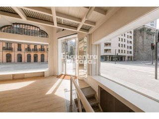Local comercial en alquiler en Centro en San Sebastián-Donostia