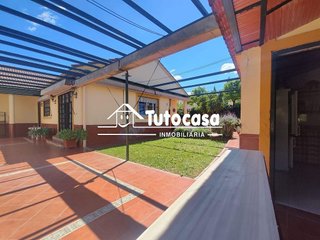 Chalet en venta en Montequinto en Dos Hermanas