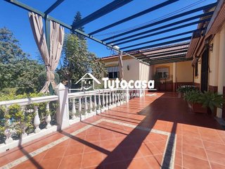 Chalet en venta en Montequinto en Dos Hermanas
