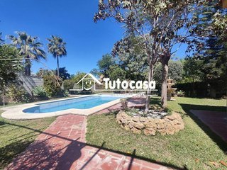 Chalet en venta en Montequinto en Dos Hermanas