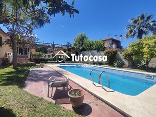 Chalet en venta en Montequinto en Dos Hermanas