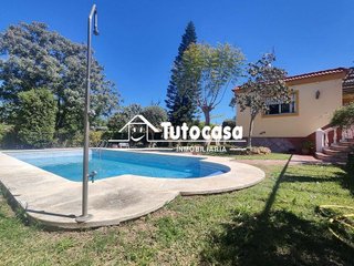 Chalet en venta en Montequinto en Dos Hermanas