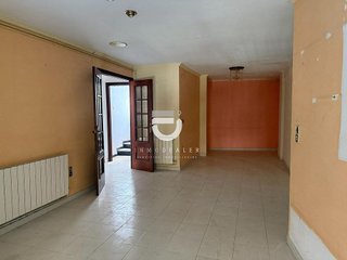 Edificio en venta en Tavernes de la Valldigna