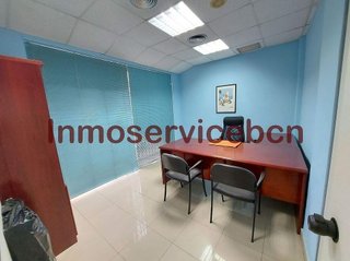 Oficina en alquiler en Navas en Barcelona