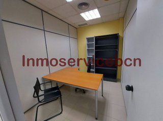 Oficina en alquiler en Navas en Barcelona