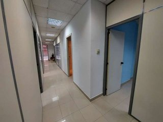 Oficina en alquiler en Navas en Barcelona