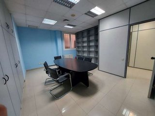 Oficina en alquiler en Navas en Barcelona