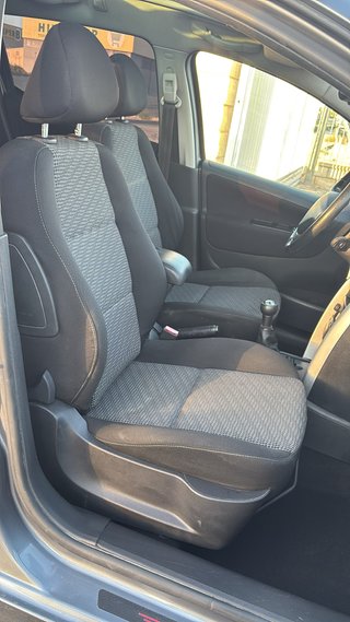 Peugeot 207 2009