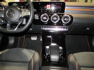 Mercedes-Benz CLA i 200 EDITION ONE
