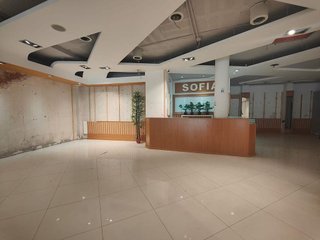 Local comercial en alquiler en Centro en Elche