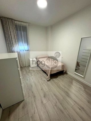 Piso en alquiler en Colores - Entreparques en Sevilla