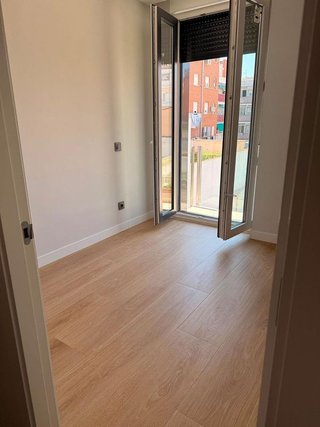 Piso en alquiler en Valdeacederas en Madrid