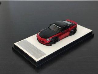 Nissan 400Z Rocket Bunny JDM + Miniatura