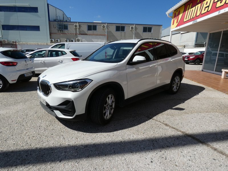 BMW X1 sDrive16d Business 2021, foto 3