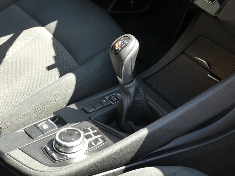 BMW X1 sDrive16d Business 2021, foto 12