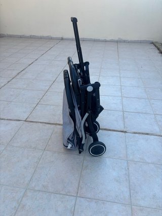 Silla de paseo Chicco Trolley Me compacta