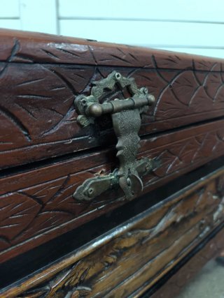 Baúl Oriental Vintage Madera Tallada