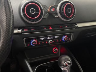 Audi A3 Sedan 1.4 TFSI ACT ultra S line