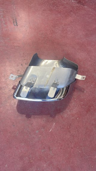 31425019 BURLETE DECORACION  DERECHO VOLVO XC60