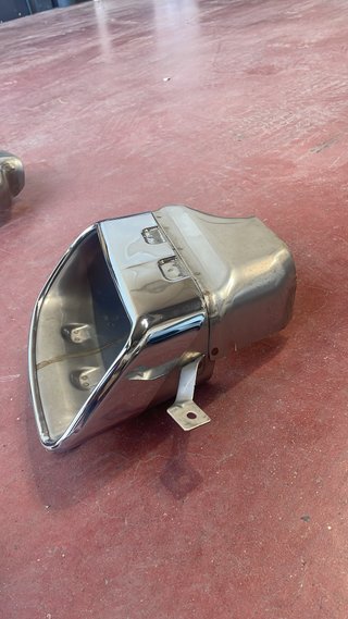 31425019 BURLETE DECORACION  DERECHO VOLVO XC60