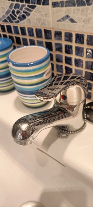 Lavabo Roca con pie