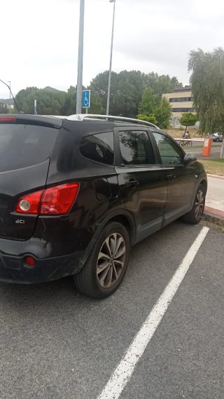 Nissan Qashqai+2 2010
