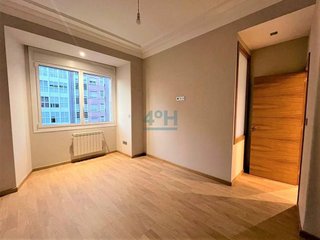 Piso en venta en Posío en Ourense
